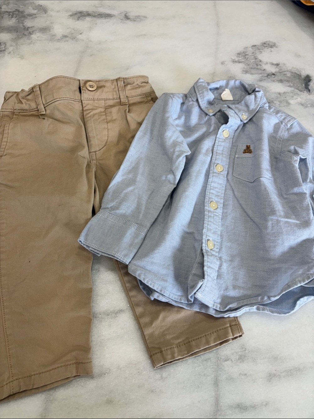 Baby Gap toddle boy outfit-18-24 months
